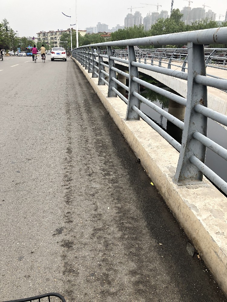 不銹鋼噴涂新選擇：醇酸磁漆，保護(hù)與美觀并存