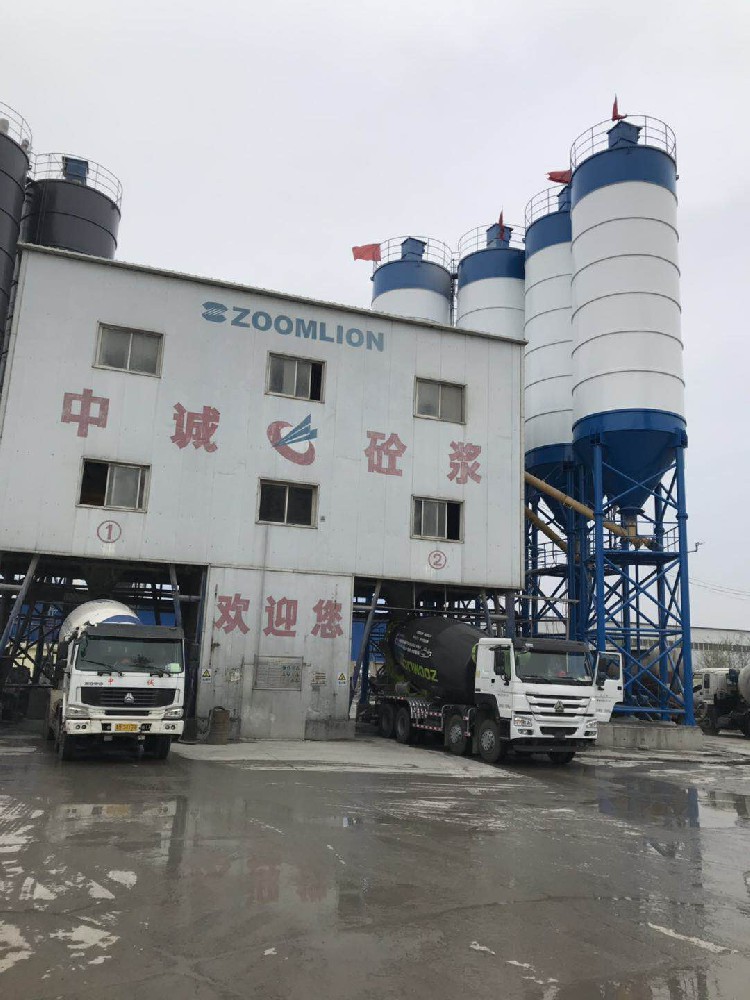 外設(shè)施煥新顏，醇酸專用汽車漆打造持久保護(hù)