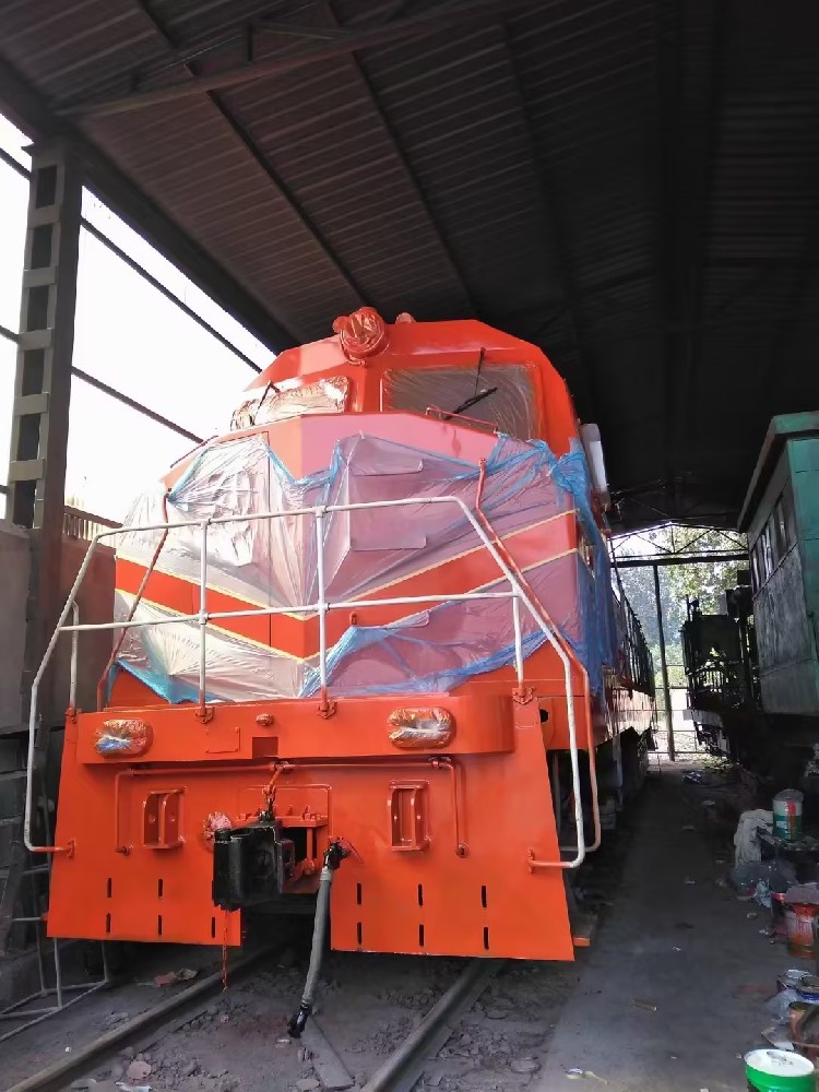 鐵路軌道煥新顏：晨虹醇酸底漆，筑基安全高效運行